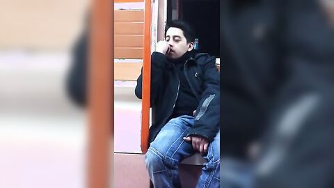 Big-Cock Str8 Guy Outdoor Play