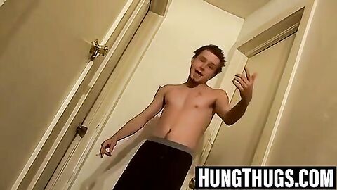 Billy Da Kidd jerks and shoots fat creamy loads