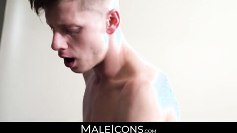 MaleIcons.com - Young twink homo's offering session with muscular jock