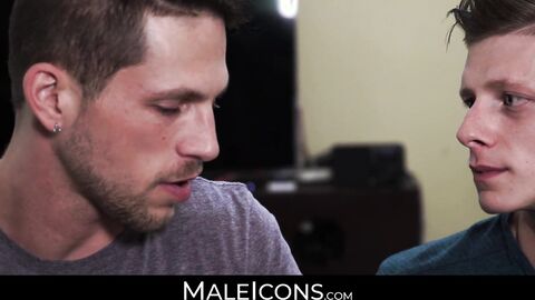 MaleIcons.com - Young twink homo's offering session with muscular jock