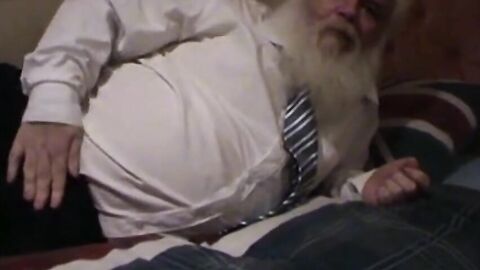 Fat Bear Daddy Wanks His Small Cock