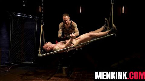 Derek Kage couldnt keep silent while flogged by Christian Wilde