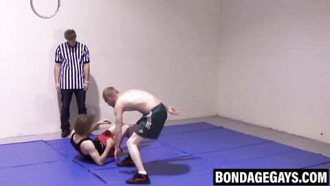 Slender young gays wrestle brutally before passionate fucking