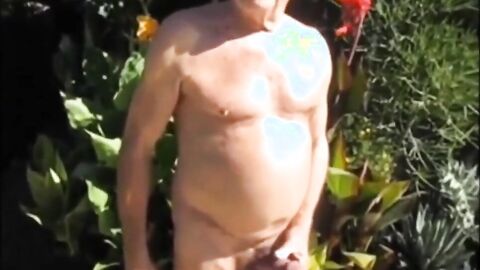 Bareback Blowjob for Amateur Masturbator with Grosse Bite