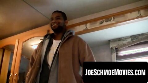 Straight dude ignores TV as Joe deepthroats his nuts