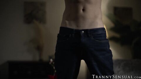 I showed to my attractive TS stepmom Melanie Brooks my skills in fucking