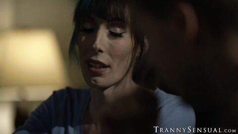 I showed to my attractive TS stepmom Melanie Brooks my skills in fucking