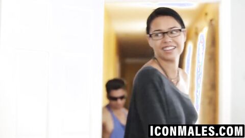 Armond sucks Max's thick dick until his jaw aches from moans