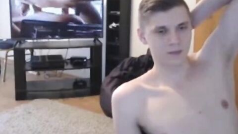 Twink Works Up a Sweat Rubbing One Out on Webcam