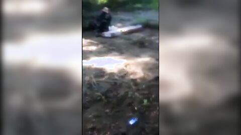 Exhibitionist Flashes Homeless Guy and Gets Handjob Outdoors