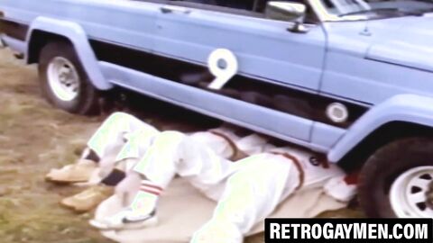 Retro bandits bare fuck outside and erupt huge loads