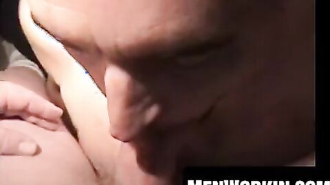 Chubby butt pirate loves jerking his thick schlong solo