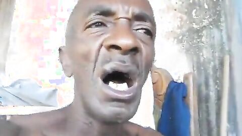 Big-Cock Daddy Plays Alone Outside