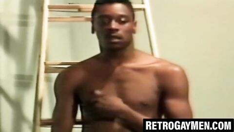 Classic threesome with hung ebony jocks going wild