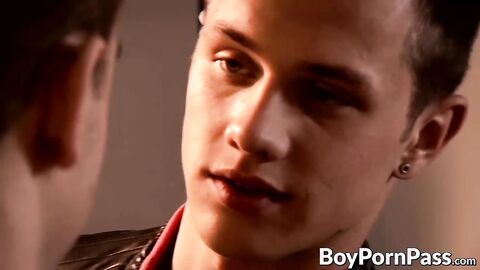 Billy and Dubios anal pounding and riding fat dick at home