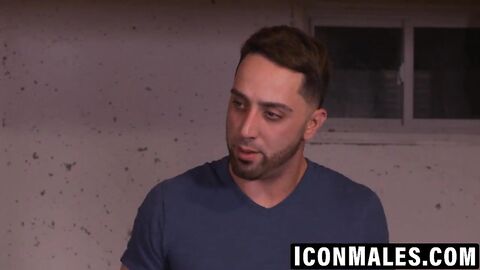 Andrew finally gets railed by a massive muscle hunk