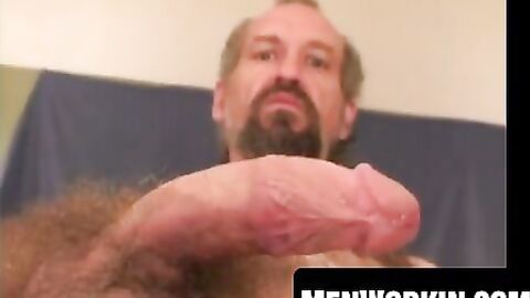 Hairy mature dude wanks off till explosive climax