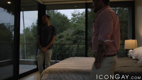 Elijah Wilde plunges his mighty dick deep on Vince Parkers ass