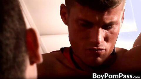 Stud gets his cock blowed before fucking his lovers asshole