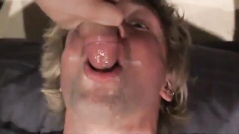 Big Cock Amateur Face Blasts Twink After Blowjob