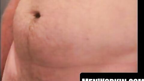 Older amateur puts his jerk skills to filthy use