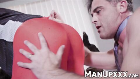 Perv doctor Lance Hart abuses his power to suck and ride Collin Simpson