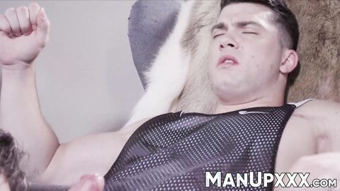 Perv doctor Lance Hart abuses his power to suck and ride Collin Simpson