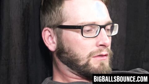 Two buddies with saggy nuts jerk together till they cum