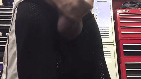 Big Balls Bareback: Cum Slapping Action!