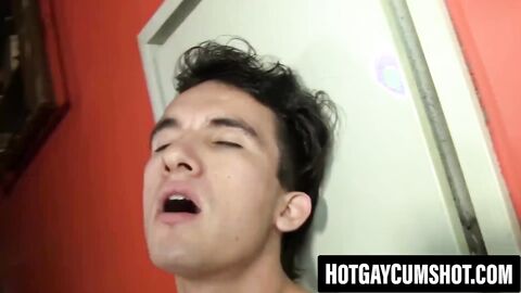 Tatted stud deepthroats Asian lover to completion