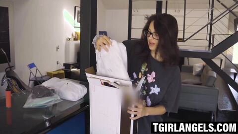 The making of Emma Rose and Maddy May's outdoor escapade