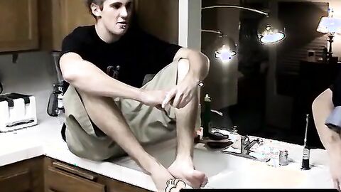 Butt buddies have dirty feet worshiping session in kitchen