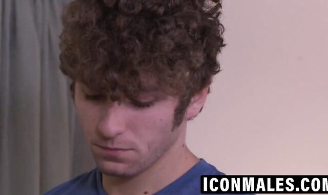 Sexy twink screams as fit hunk destroys his tight ass