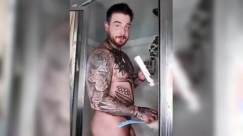 Inked BWC Hairy man Wanks Off In The Douche