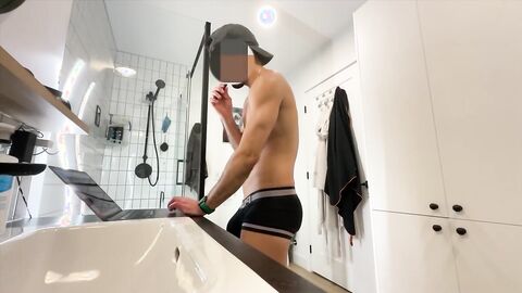 Gay Amateur Self Piss Humping Cum - Fresh HD Scene