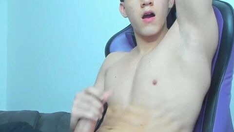 Gay Solo Michael_twink18 cums 1 - Fresh HD Scene