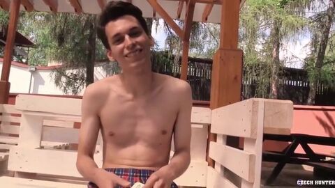 Gay Oral lucky boy paid for sex - Fresh HD Scene
