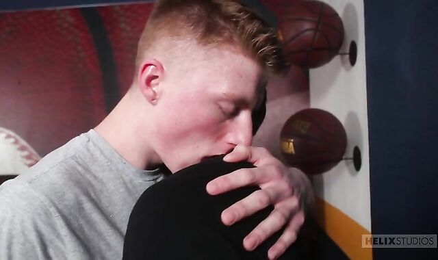 Ashton Summers & Richie West – Introducing Richie