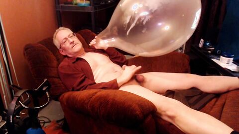 Balloonbanger 61) Daddy deep blowing Up 17inch Balloon, Wank, love juices And Pop!