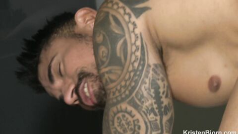 KristenBjorn.com: Hard ramming amongst tattooed latino couple
