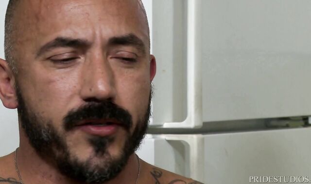 MenOver30.com - Benjamin Bronx great pummeling in backstage