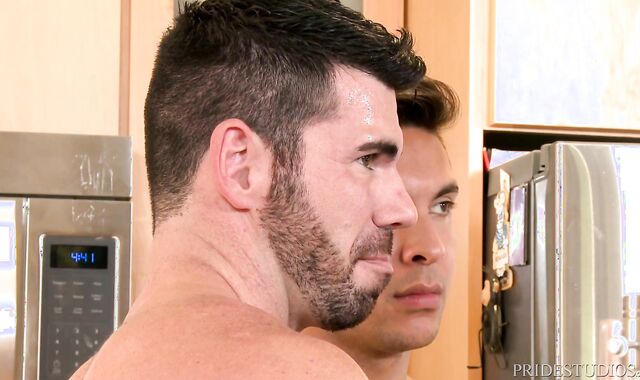 MenOver30.com: Homosexual Billy Santoro got torn up rigid