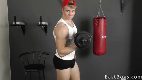 EastBoys.com - Muscular hetero guy wants sticking rigid