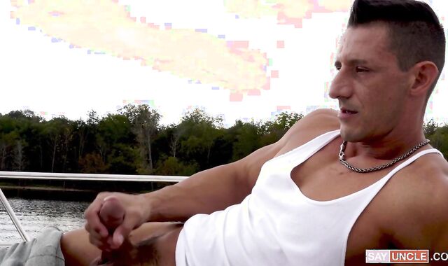 FamilyDick.com: Jerk Valor great porking on the boat