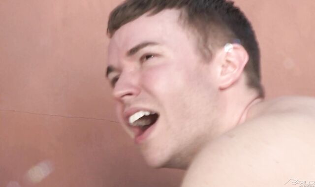 FalconStudios - Stiff jamming amongst bodybuilder