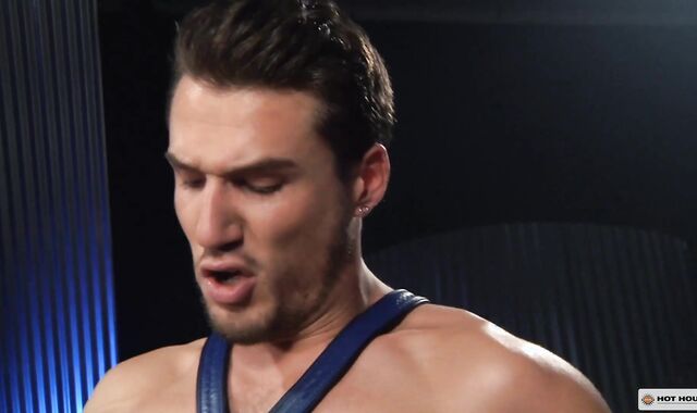 HotHouse.com: Rock-Hard inhaling phat trouser snake