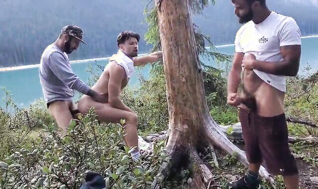 mouth-watering nail - Romeo Davis, Drake Teachers & Drew Dixon