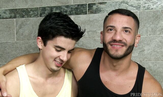 Extra Big Dicks: Gay Mike good fuck scene