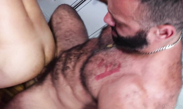 MenOver30.com - Tattooed Alex Tikas jerking big dick