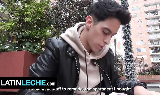 18 Year Old Straight Amateur Nate Wayne Takes Cock From Behind For A First Time - Latin Leche